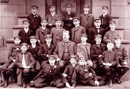 Obertertia 1907/08 der (Dortmund) Hrder Realgymnasiums - Foto: privat